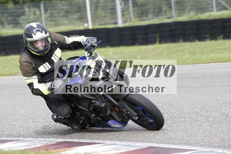 Archiv-2025/53 16.09.2025 Track Day Domi Aegerter ADR/Gruppe gelb/80